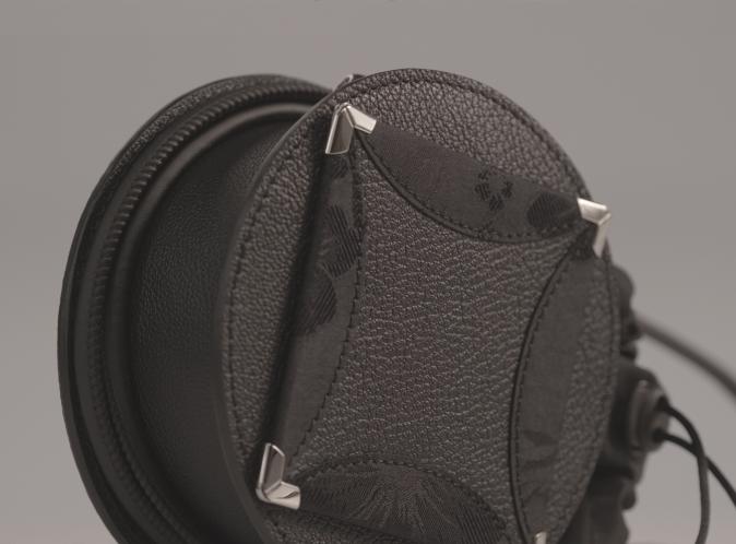 Yeoui Round Leather Crossbody Bag