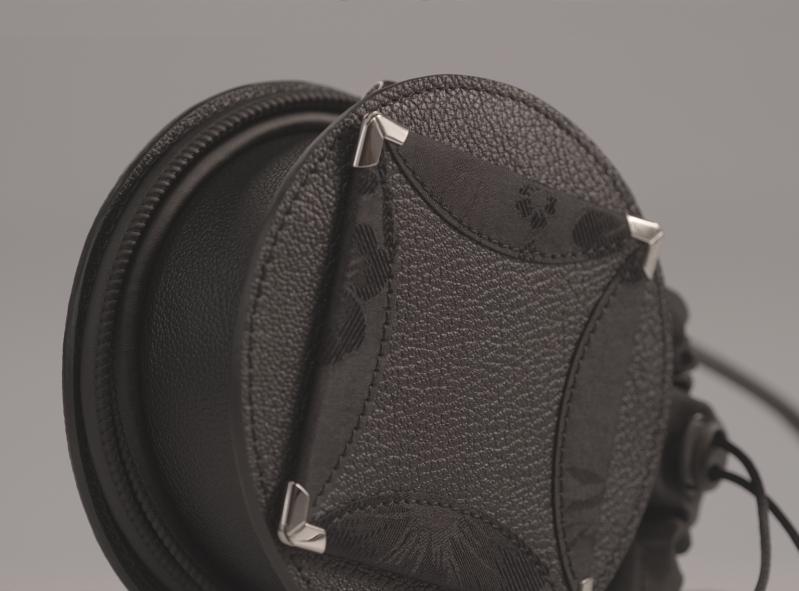 Yeoui Round Leather Crossbody Bag